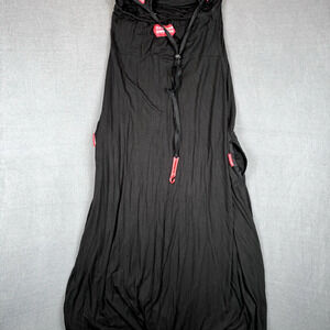 The Undress "Mobile Changing Room" Coverup Size L by The Racerette Made in USA